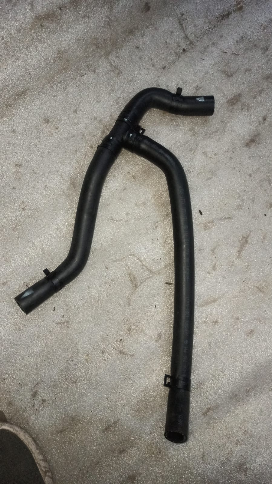 General Motors Hose A Heater Feeding Optra Petrol J96456716, engine coolant hose for Opel Optra vehicle.