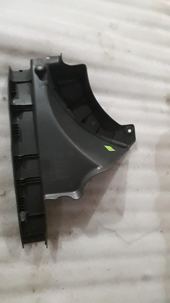 General Motors rear left floor compartment retainer clip, automotive part for vehicle interior support and stability.