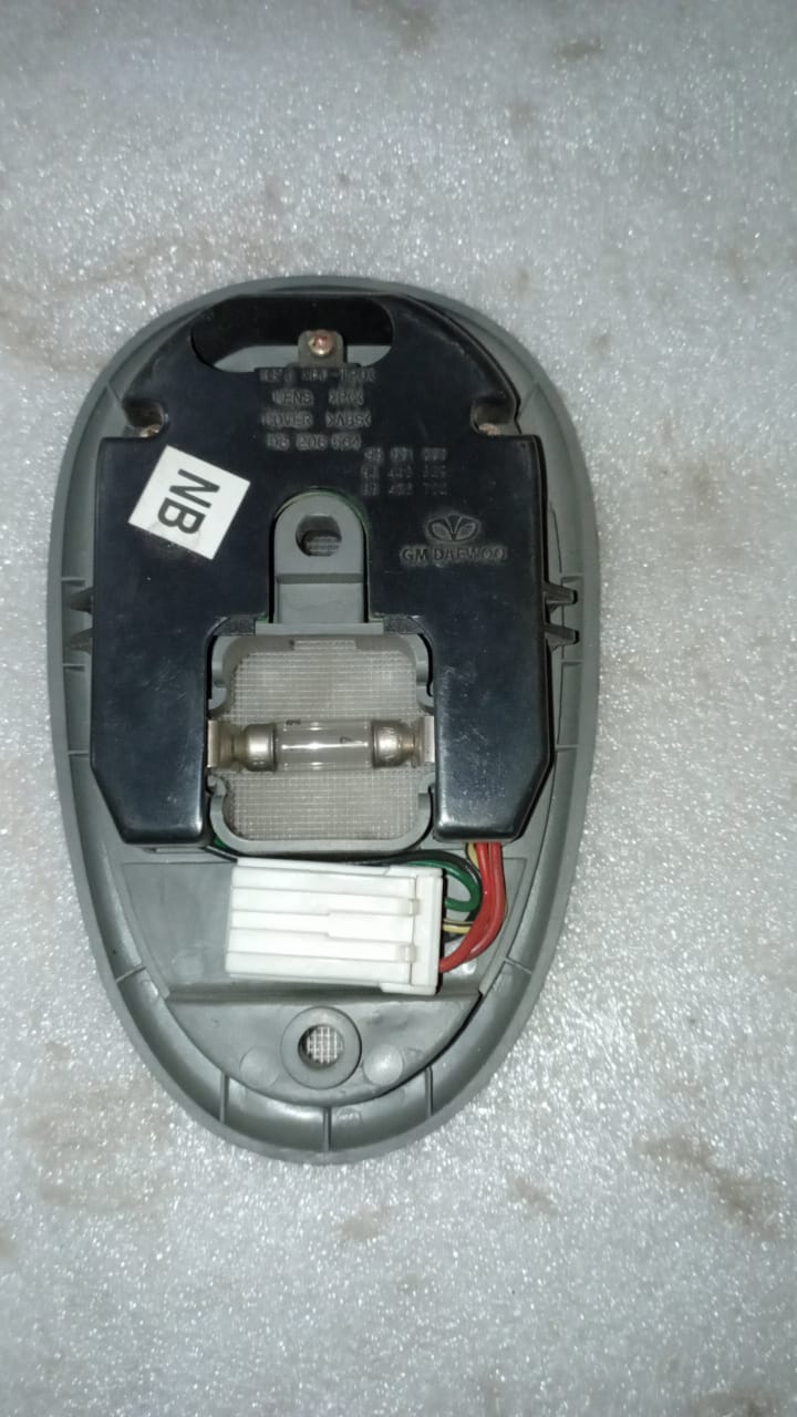 Center room lamp for Opel Opel Optra Petrol by General Motors, automotive interior light with brand-specific design.