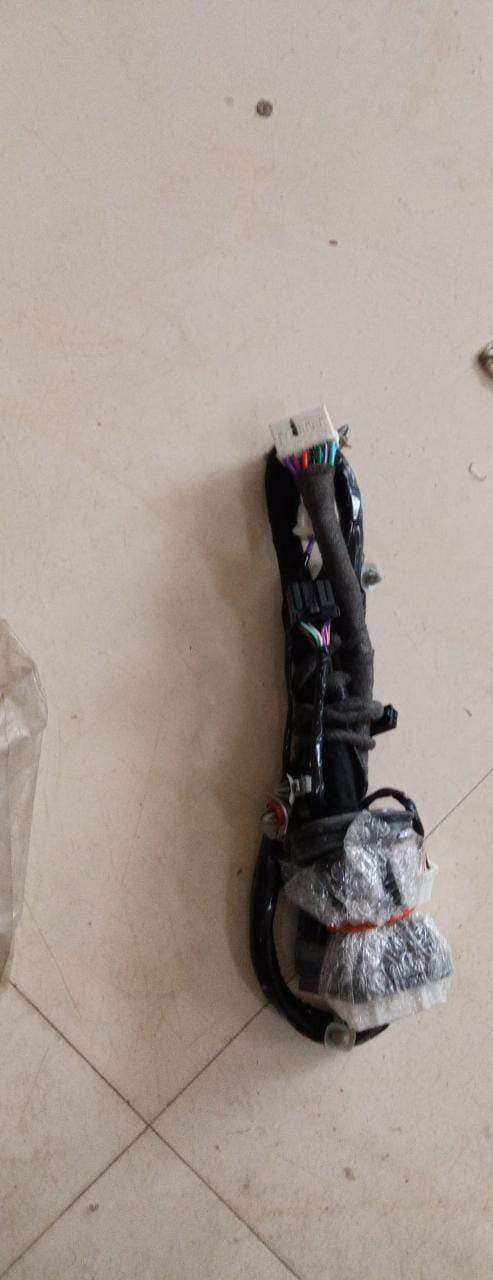 Wiring harness door driver for Chevrolet Optra petrol front, showing the electrical cable and connectors.