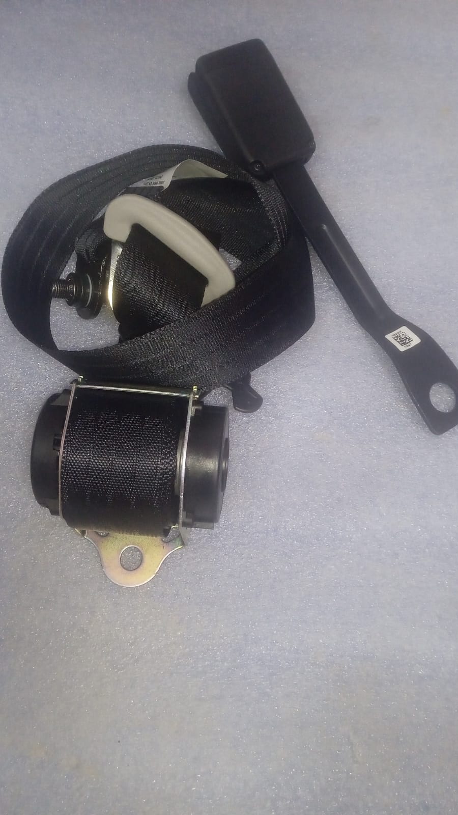 Maruti Suzuki belt assembly part 84902M76M01BHE shown, automotive repair component for Maruti Suzuki vehicles.