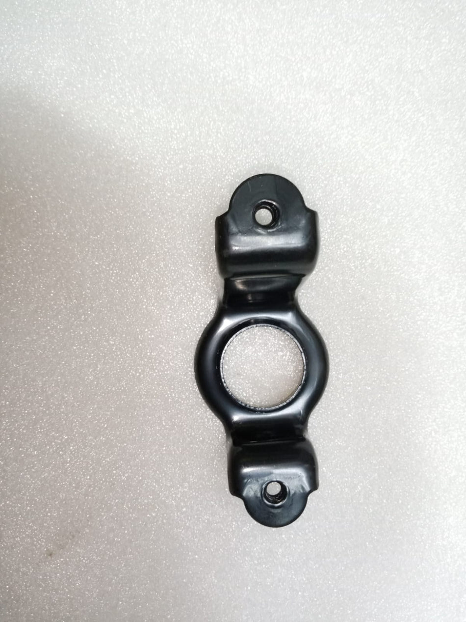 Maruti Suzuki upper right radiator support bracket RDTR support R 17861M52R00, metallic car part for engine cooling.