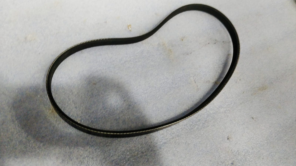 Set of four Maruti Suzuki V-Belts, model 95141M65L10, for vehicle engine drive system.