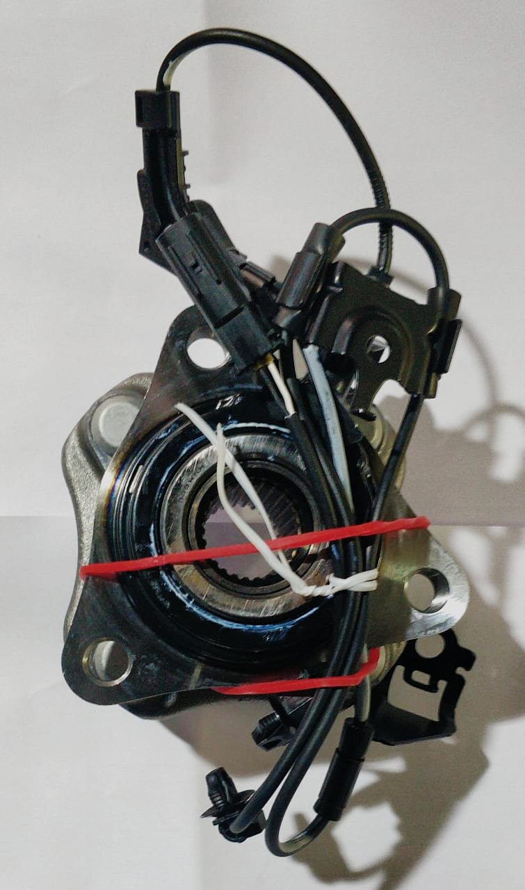 Front left wheel hub for Toyota Etios, part number 435600D012, showing the hub assembly on a white background.